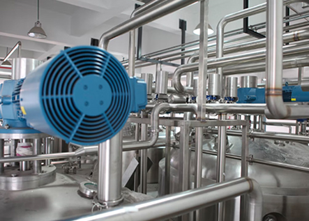 The new factory of 18,000 square meters was completed