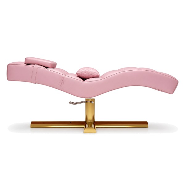03-reclined-side-profile